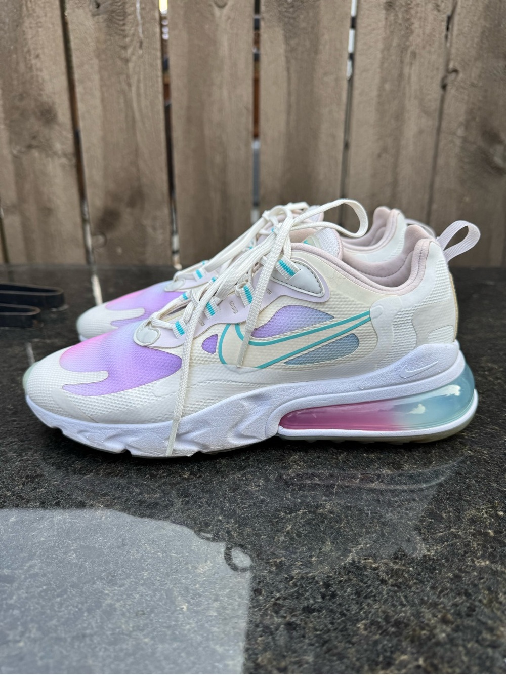 Nike Air Max React SE size 8
